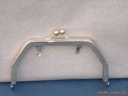 較王五金廠 東莞市樟木頭鎮裕豐赤山文明街 本廠專業生產手袋較.五金較.箱包配件,手袋五金配件 產品展廳