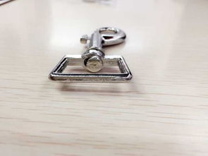 狗扣、合金飛機扣與熱銷箱包扣 專業廠家直銷指南