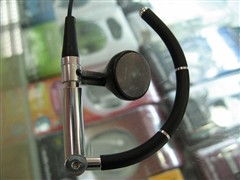 品質(zhì)與價(jià)格的平衡 探討“耳機(jī)勞斯萊斯”B&O A8工包現(xiàn)象